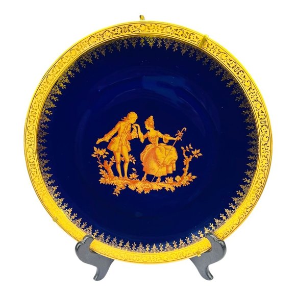 Limoges Castel France 10” Plate Cobalt Blue 22k Gold Trim "The Proposal" - Picture 4 of 10